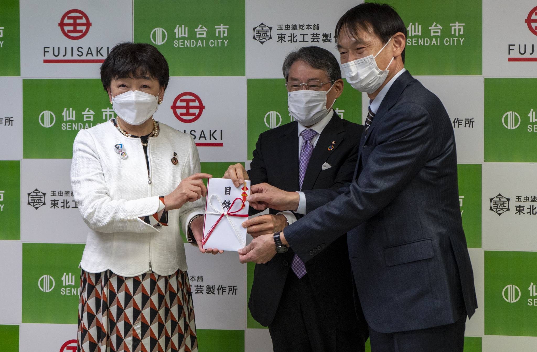 羽生結弦さん衣装モチーフ玉虫塗ボールペン売上寄付について | 東北 