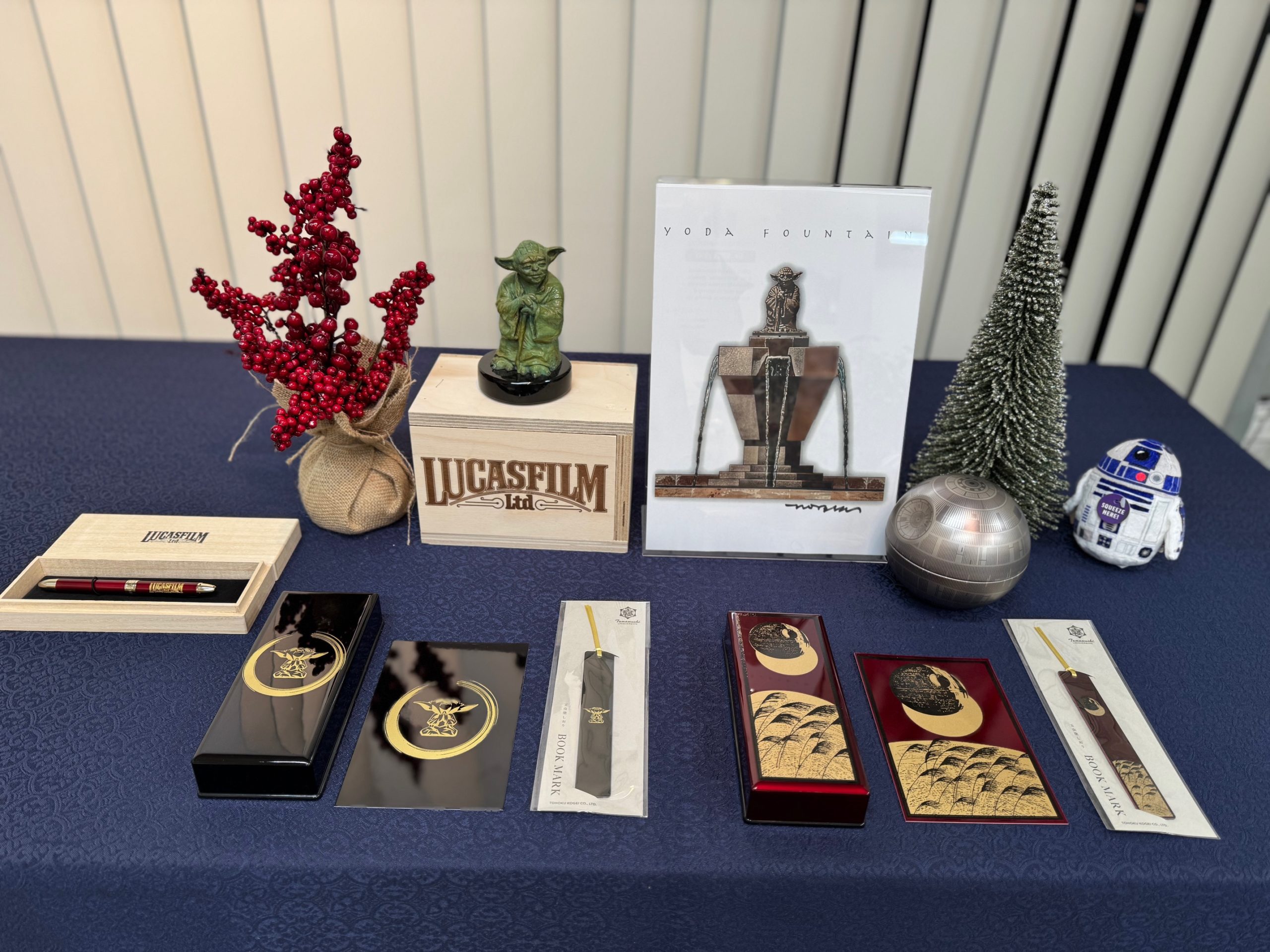 東北工芸製作所、ルーカスフィルム社カンパニーストアにて玉虫塗